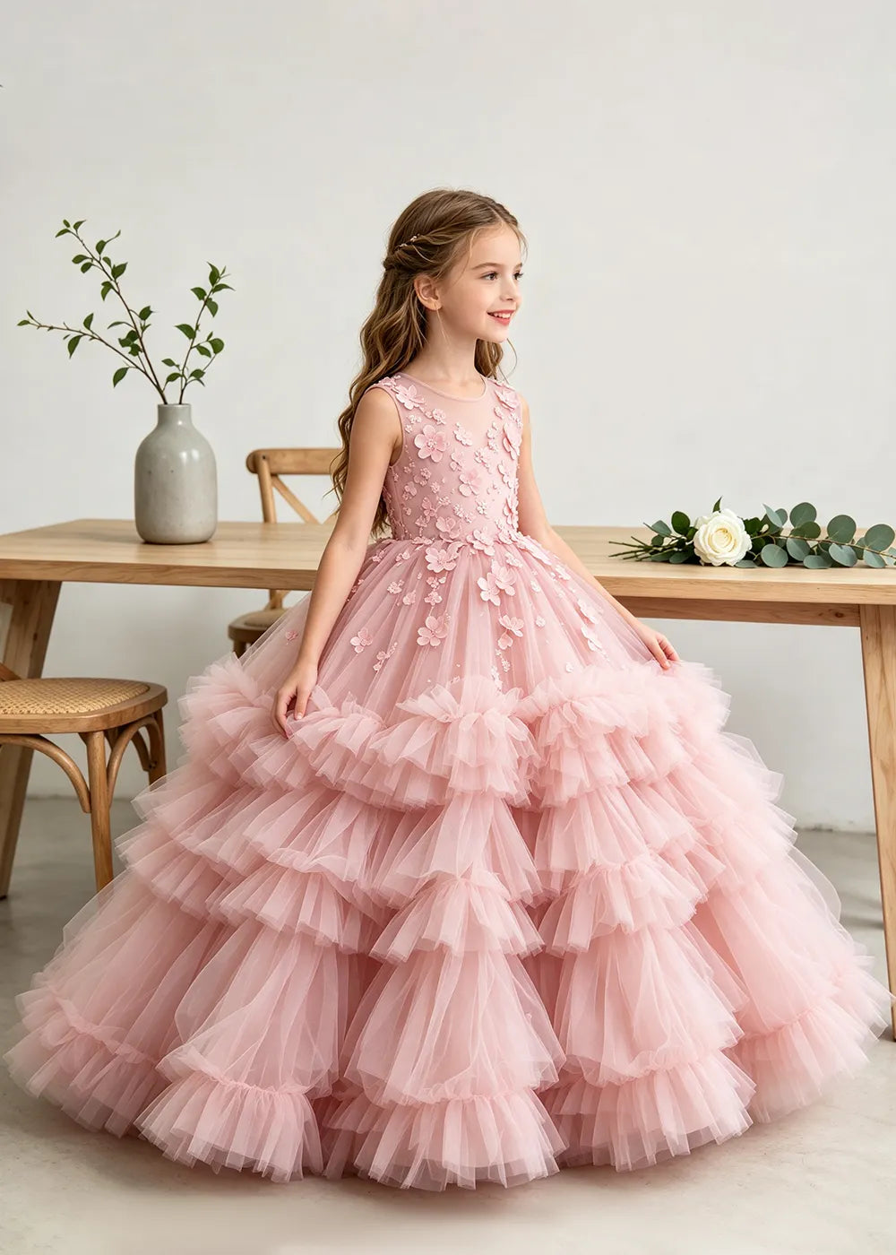 Spitzenkleid mit schulterfreiem Design