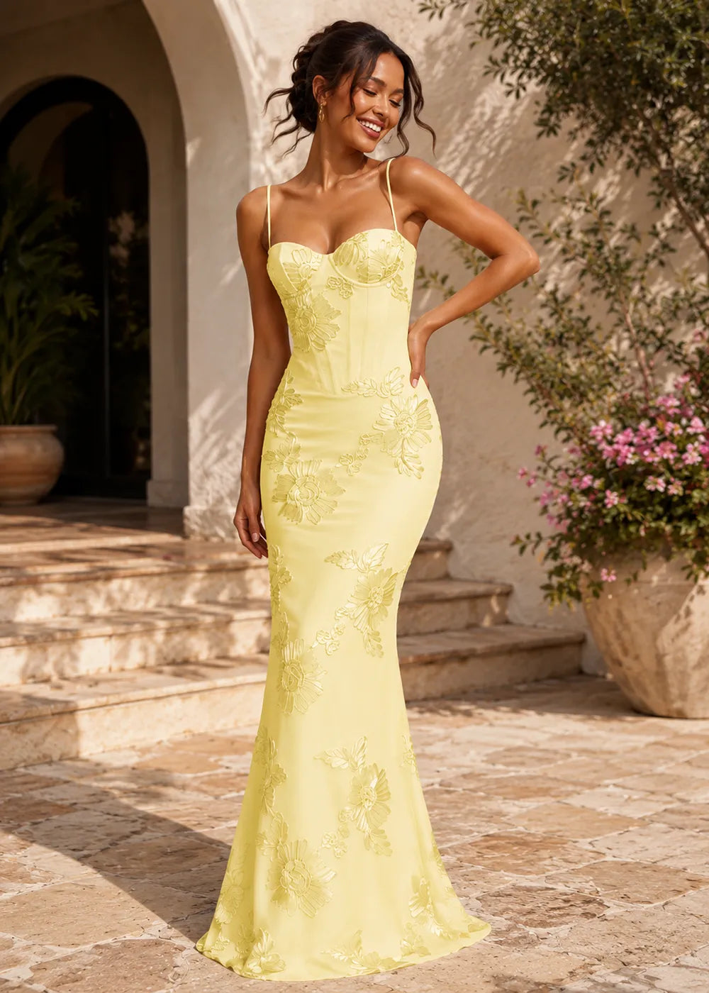 Elegant Floral Appliqué Mermaid Formal Dress