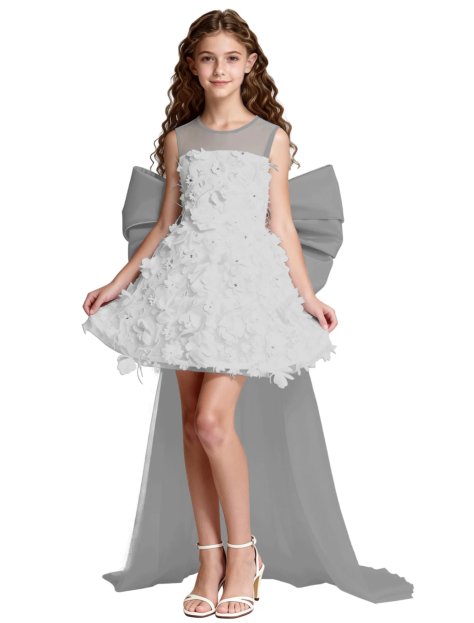 オフショルダーのレースプリンセスドレス