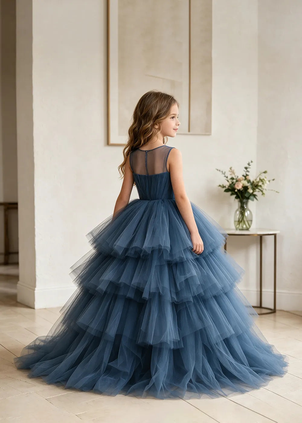 Spitzenkleid mit schulterfreiem Design