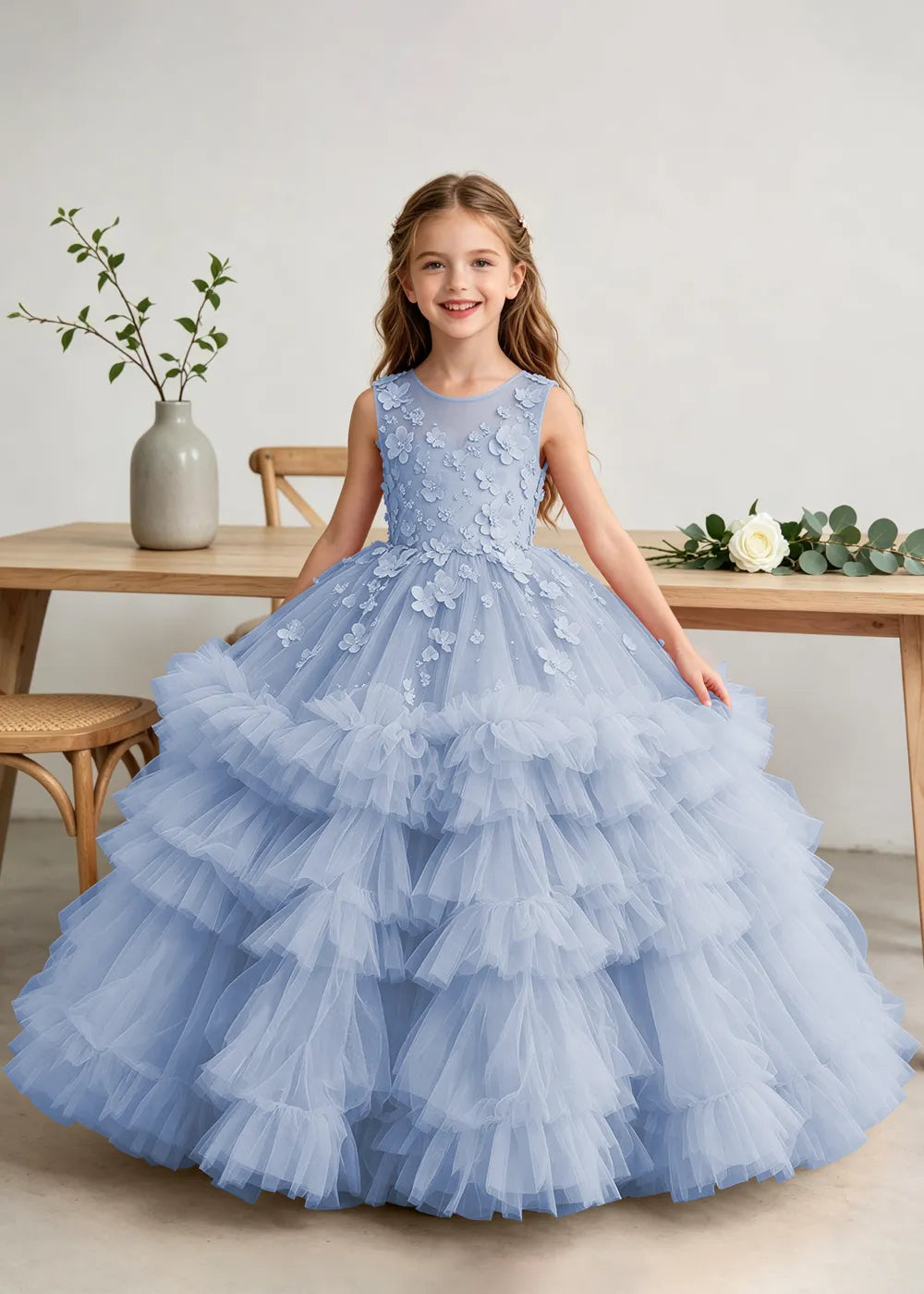 Spitzenkleid mit schulterfreiem Design