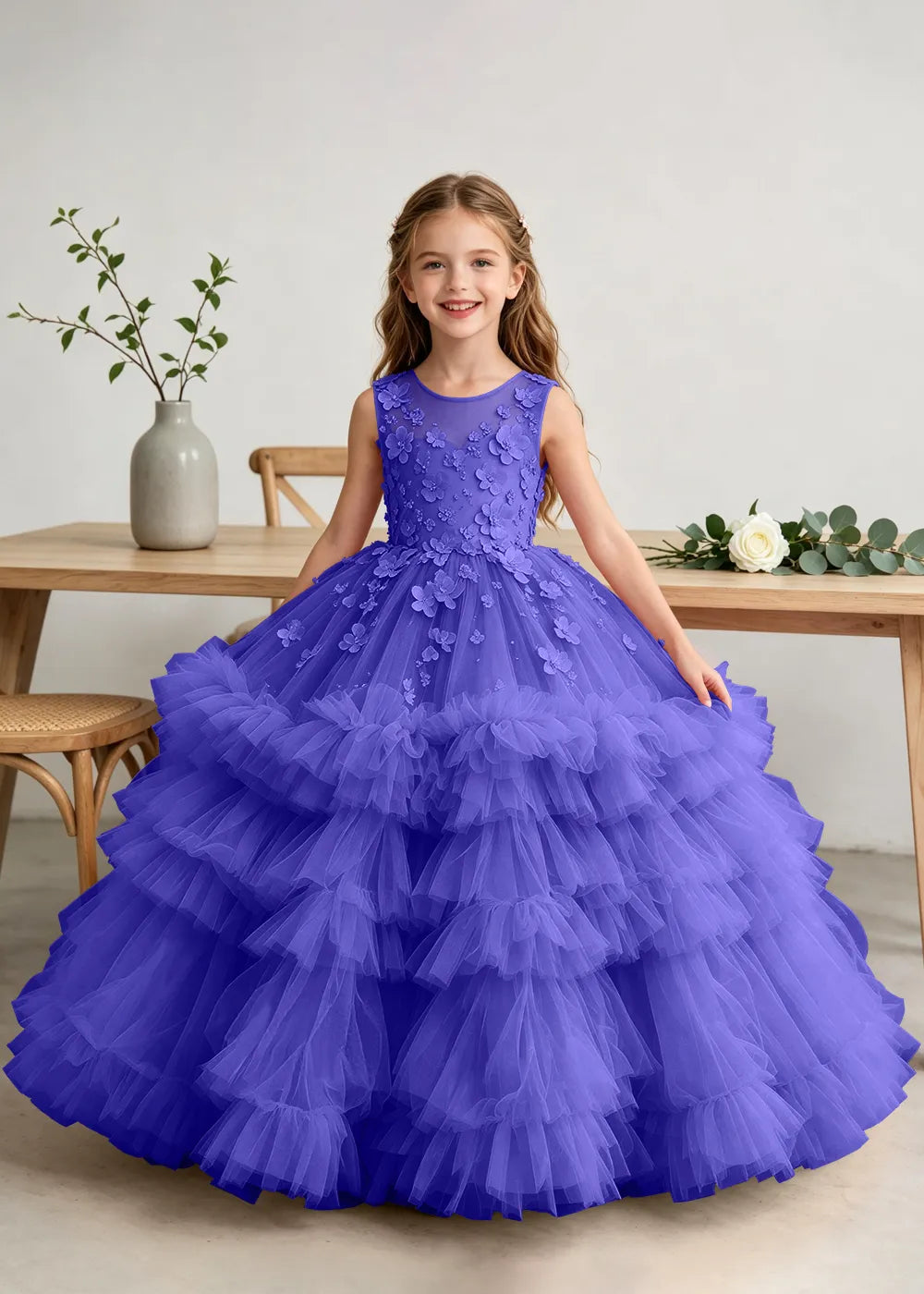 Spitzenkleid mit schulterfreiem Design