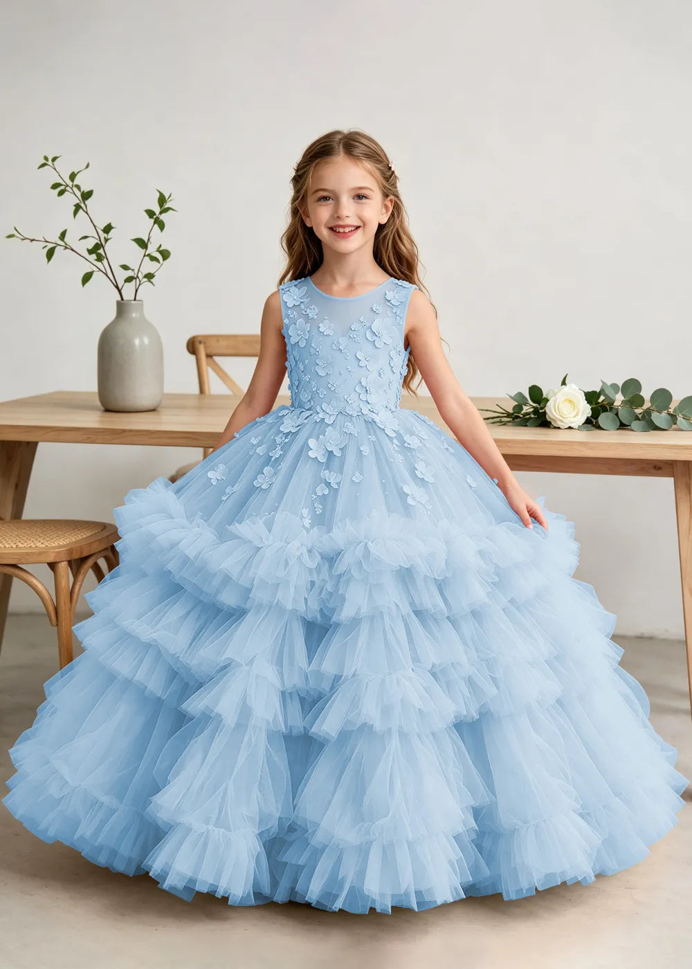 Spitzenkleid mit schulterfreiem Design