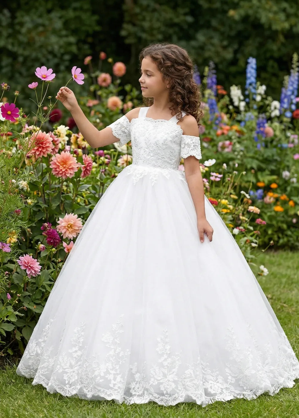 Classic Princess Style Girls Formal Tulle Dress with Layered Skirt