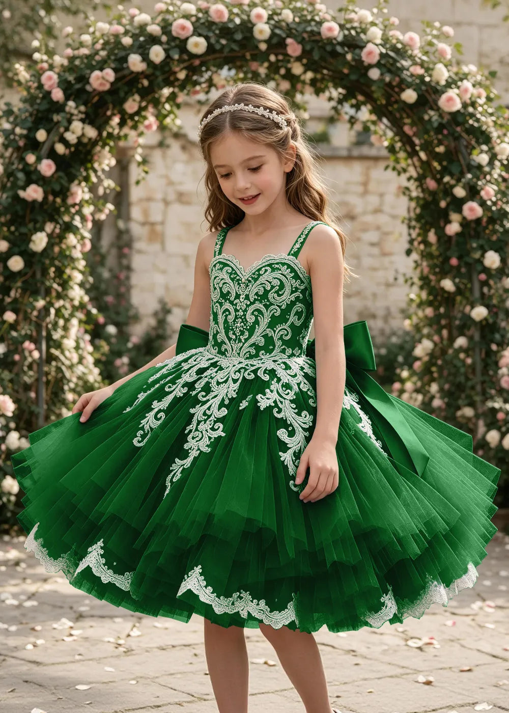 Spitzenkleid mit schulterfreiem Design