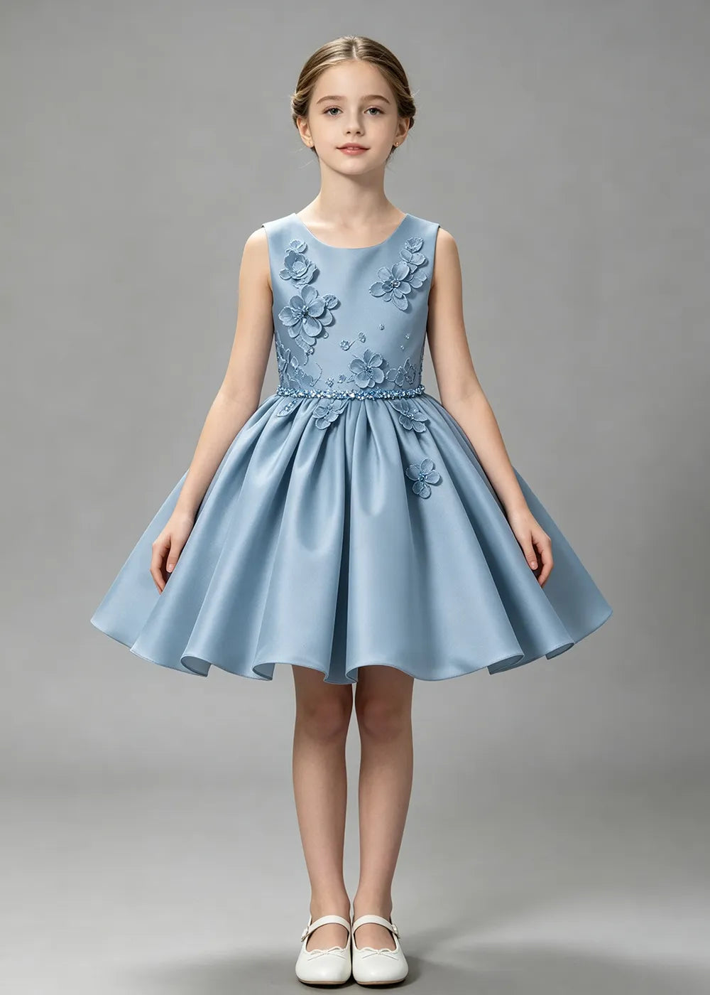 Spitzenkleid mit schulterfreiem Design