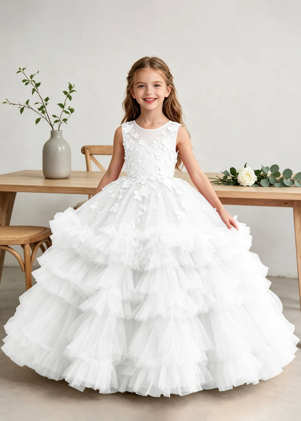 Spitzenkleid mit schulterfreiem Design