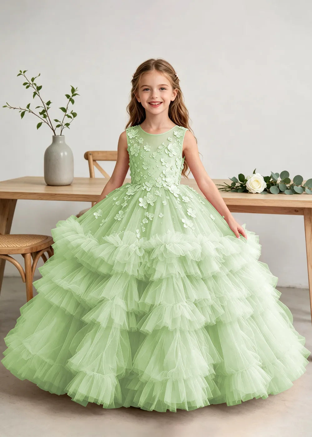 Spitzenkleid mit schulterfreiem Design