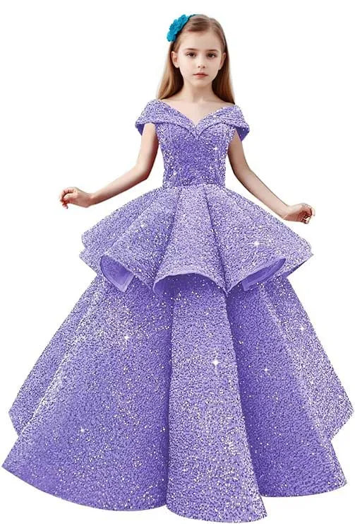 オフショルダーのレースプリンセスドレス