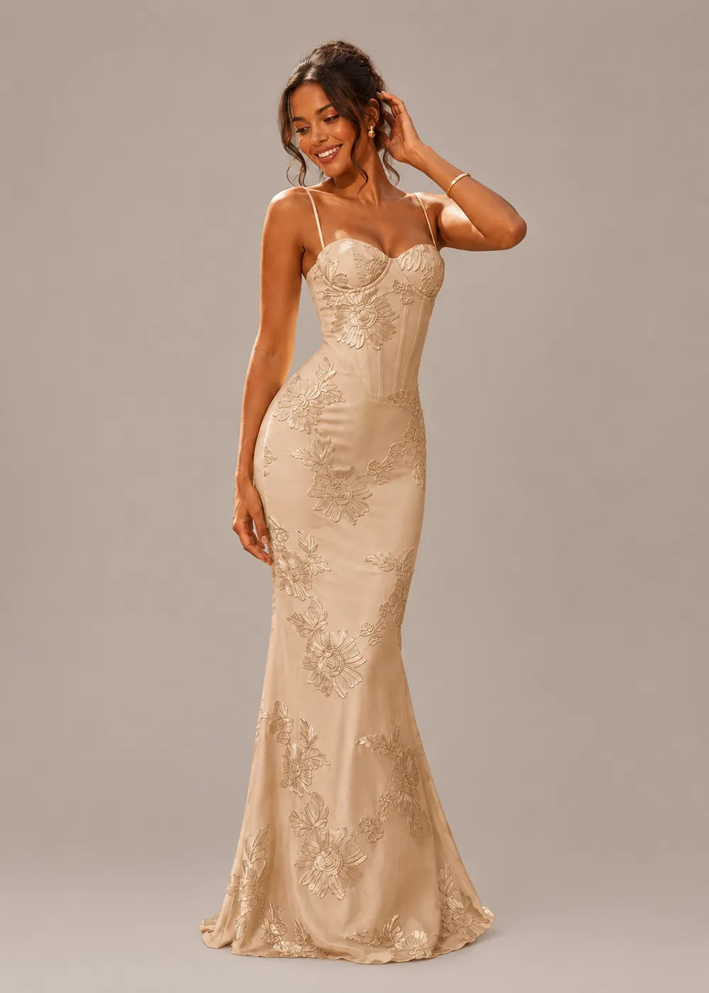 Elegant Floral Appliqué Mermaid Formal Dress