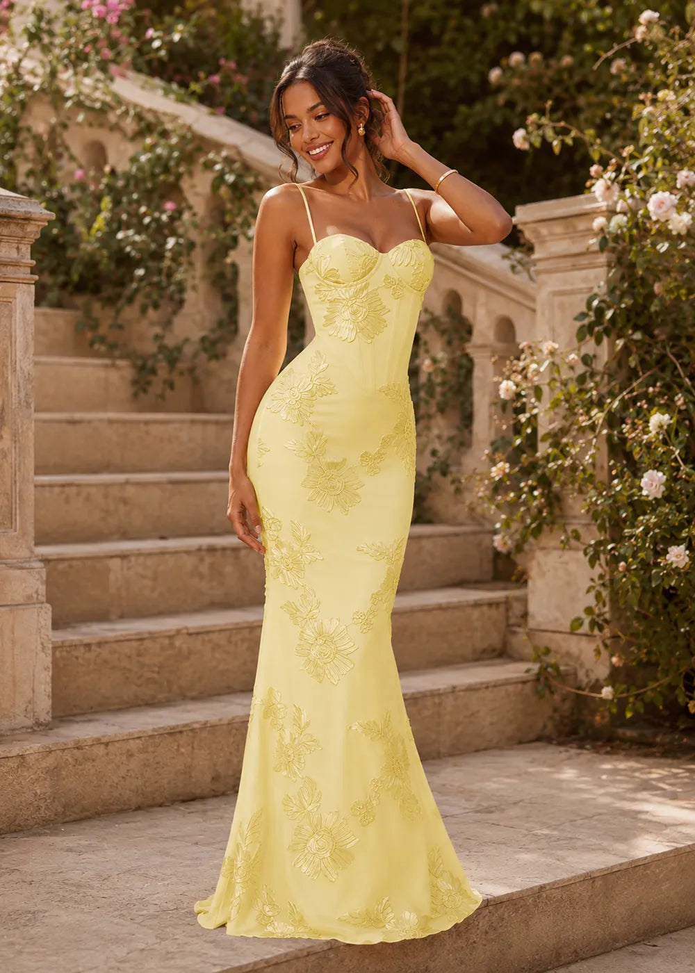 Elegant Floral Appliqué Mermaid Formal Dress