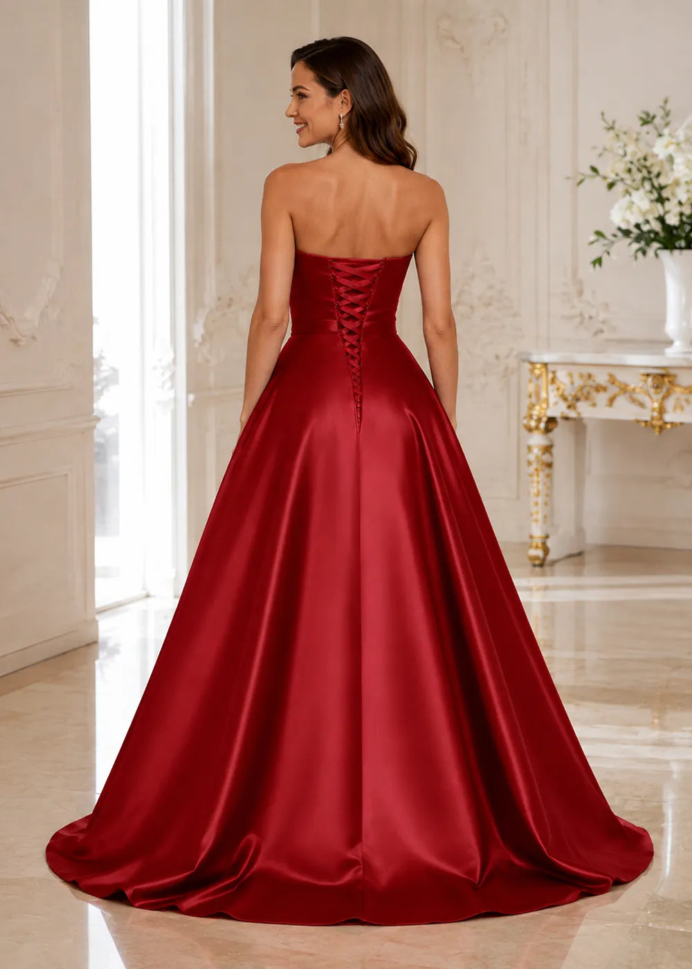 Spitzenkleid mit schulterfreiem Design