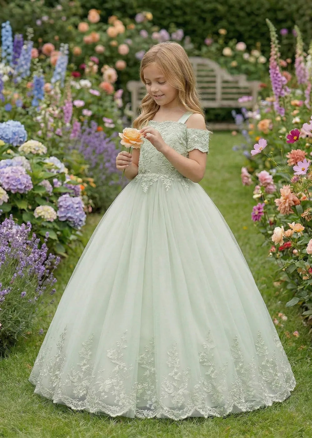 Classic Princess Style Girls Formal Tulle Dress with Layered Skirt