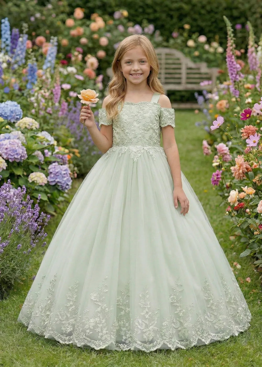 Classic Princess Style Girls Formal Tulle Dress with Layered Skirt