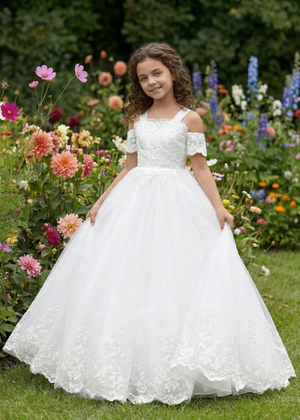 Classic Princess Style Girls Formal Tulle Dress with Layered Skirt