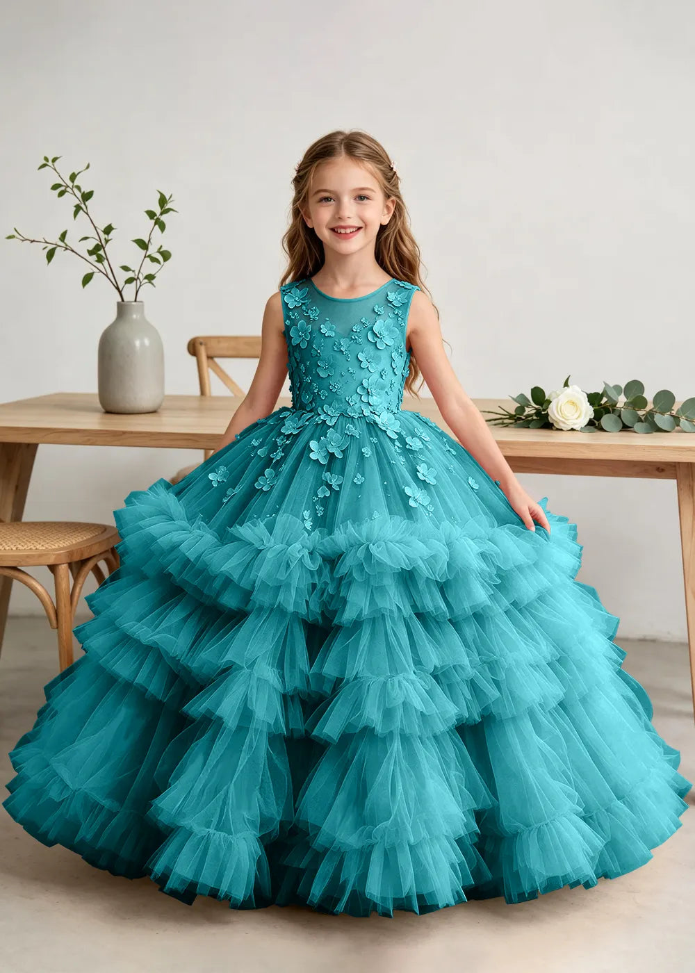 Luxury Floral Embroidered Ball Gown Dress for Little Girls