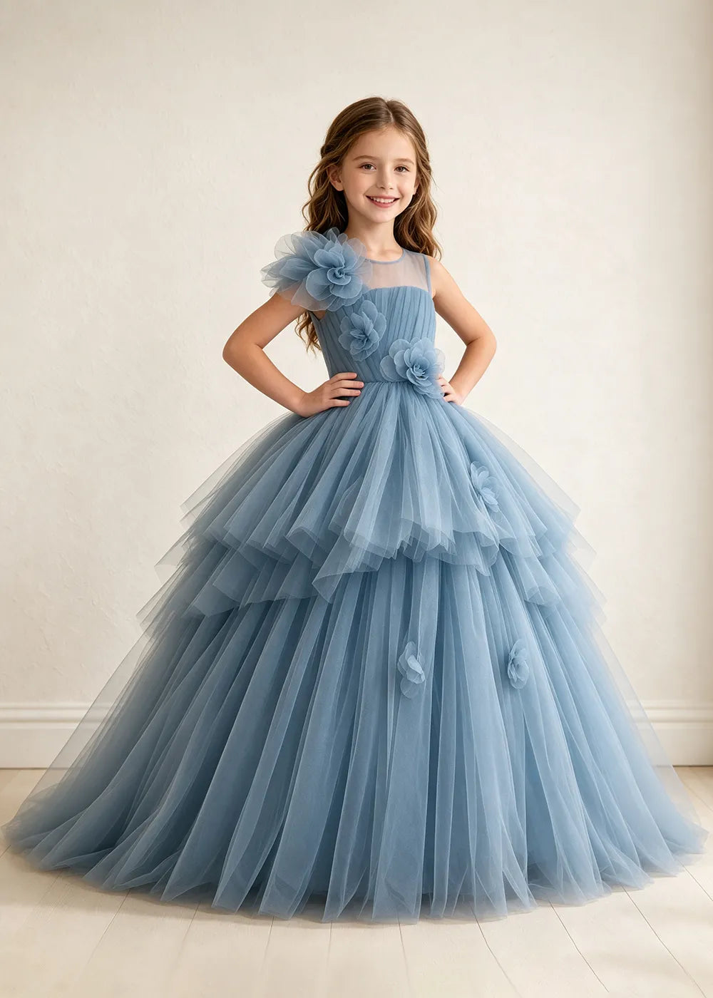 Spitzenkleid mit schulterfreiem Design