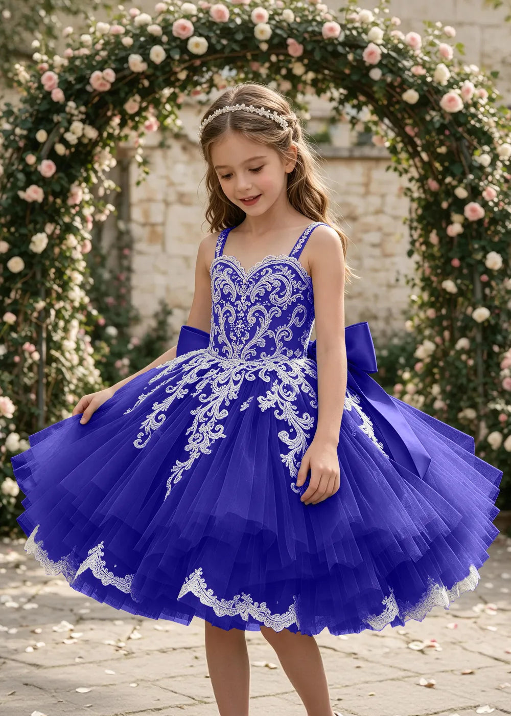 Spitzenkleid mit schulterfreiem Design