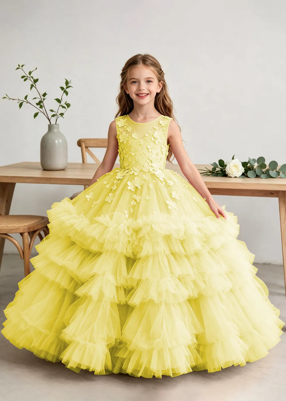 Luxury Floral Embroidered Ball Gown Dress for Little Girls